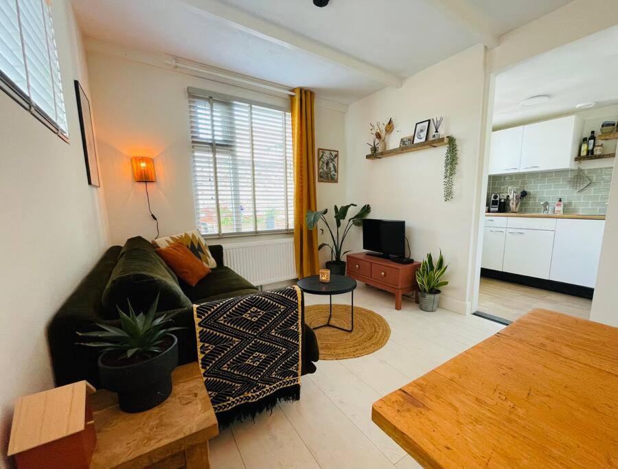 The Birdhouse, Tiny Home Close To The Beach Noordwijk Εξωτερικό φωτογραφία